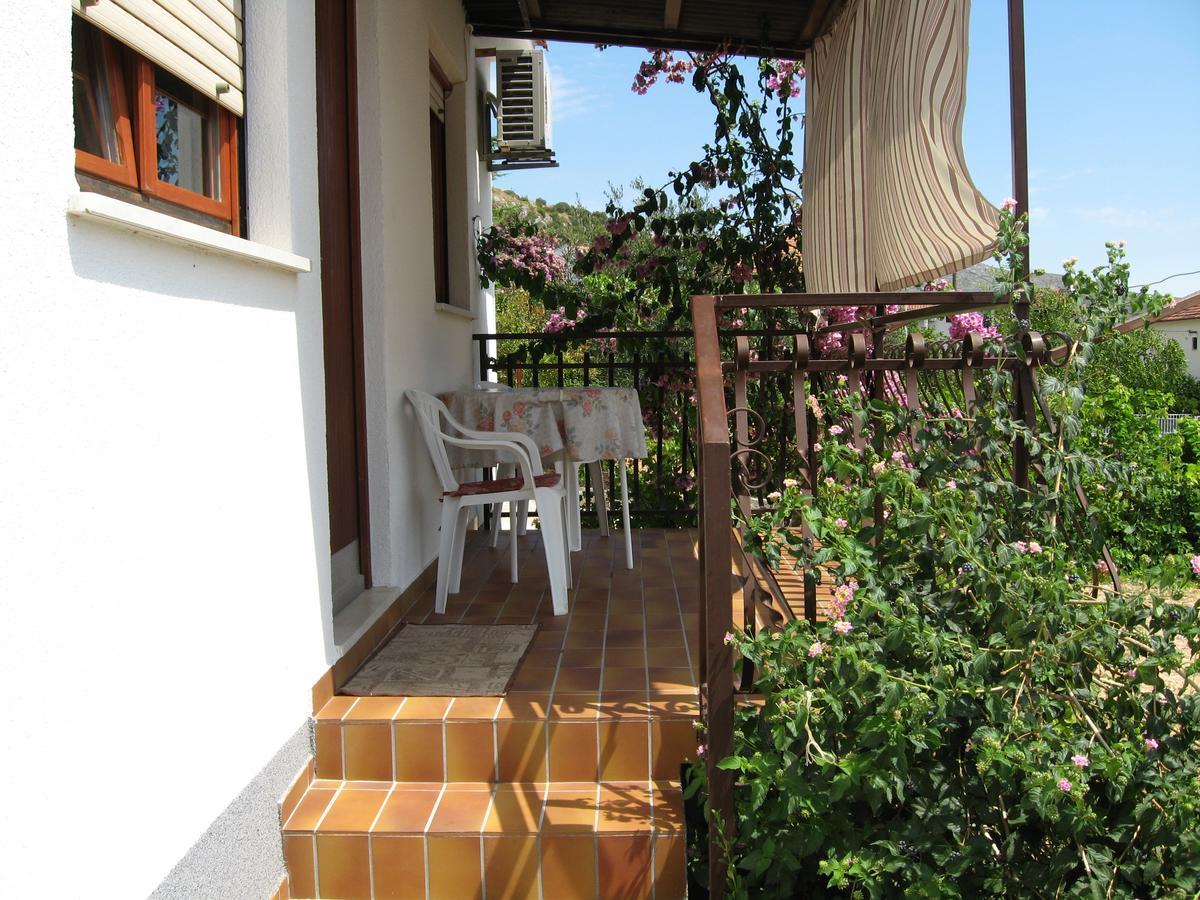 Apartments Stanko Trogir Zewnętrze zdjęcie